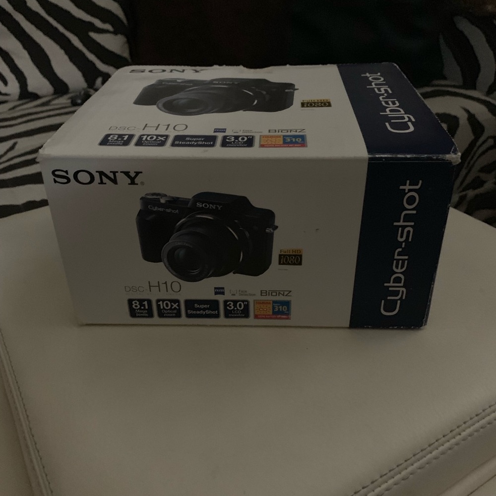 Digital  Camera